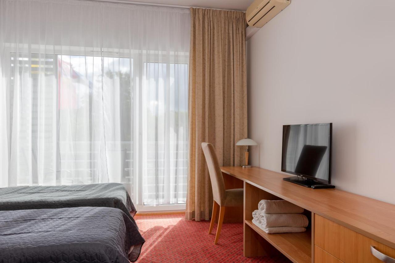 Raadimoisa Hotell Tartu Exterior foto