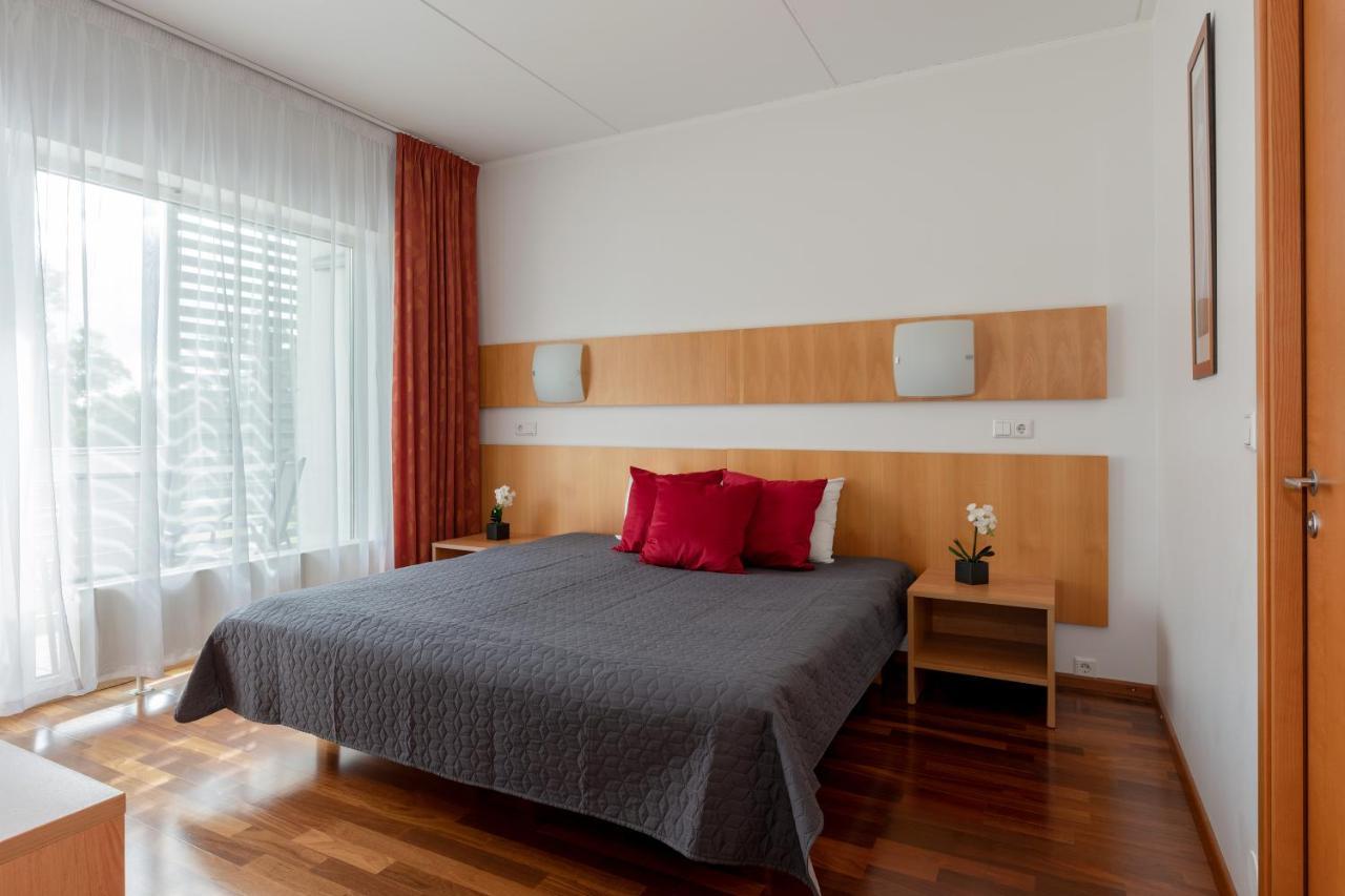 Raadimoisa Hotell Tartu Exterior foto